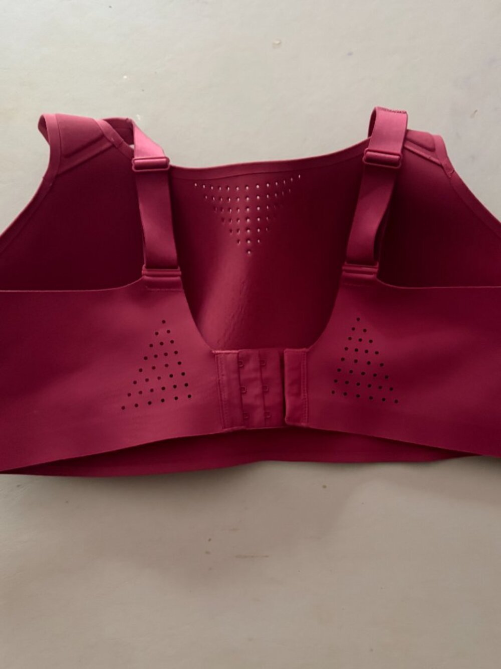 Victoria's Secret VSX Sports Bra Size 40D - Picture 3 of 7